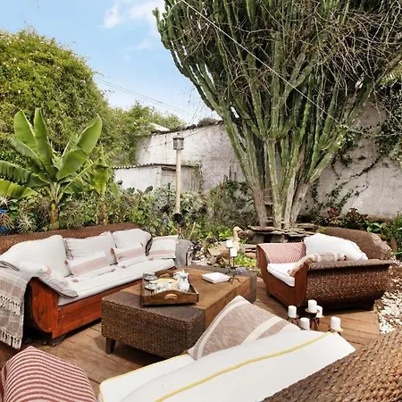 Casa Con Jardin Holiday home